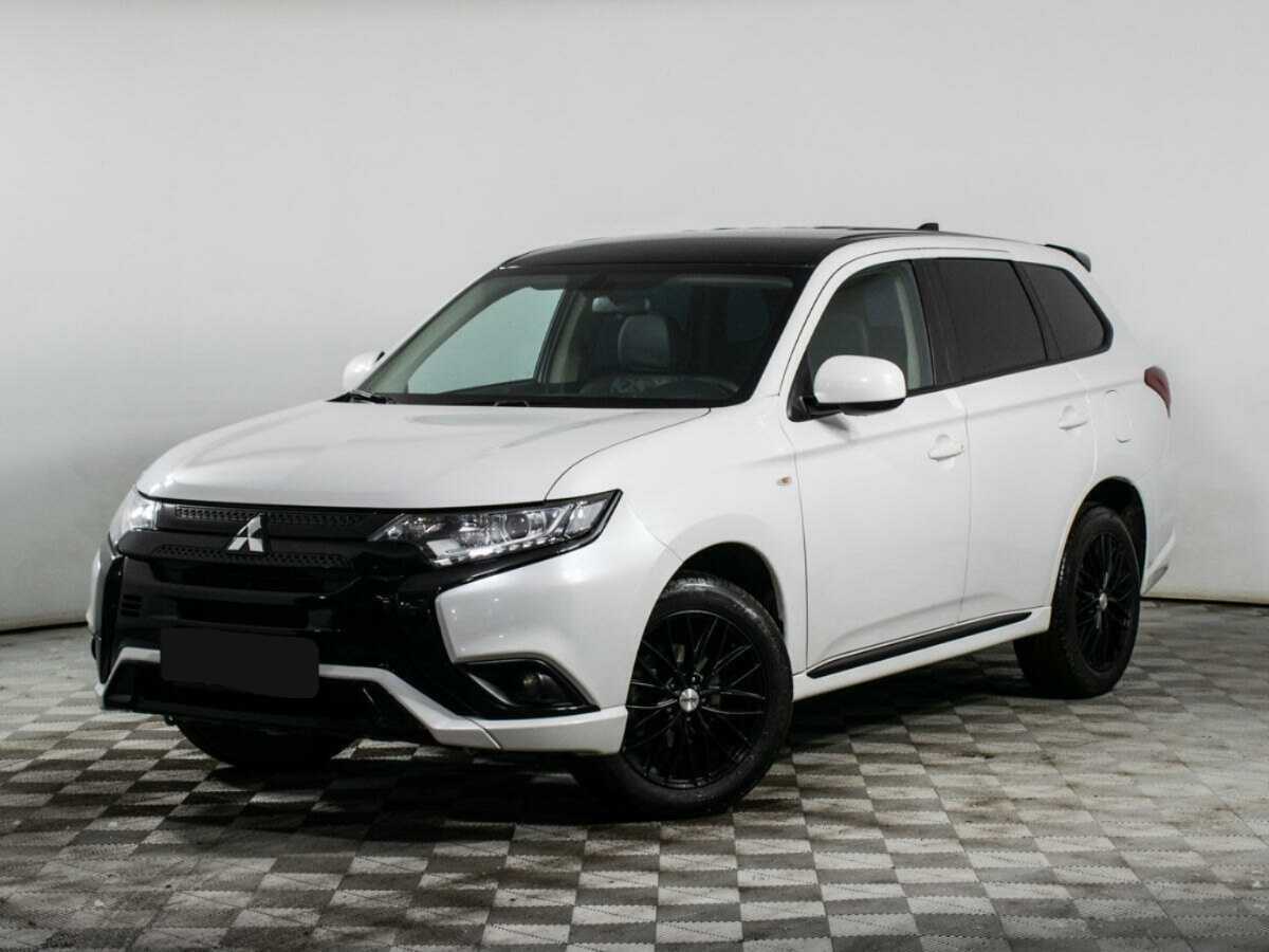 Mitsubishi Outlander с пробегом — 2022 год. Фото: #0