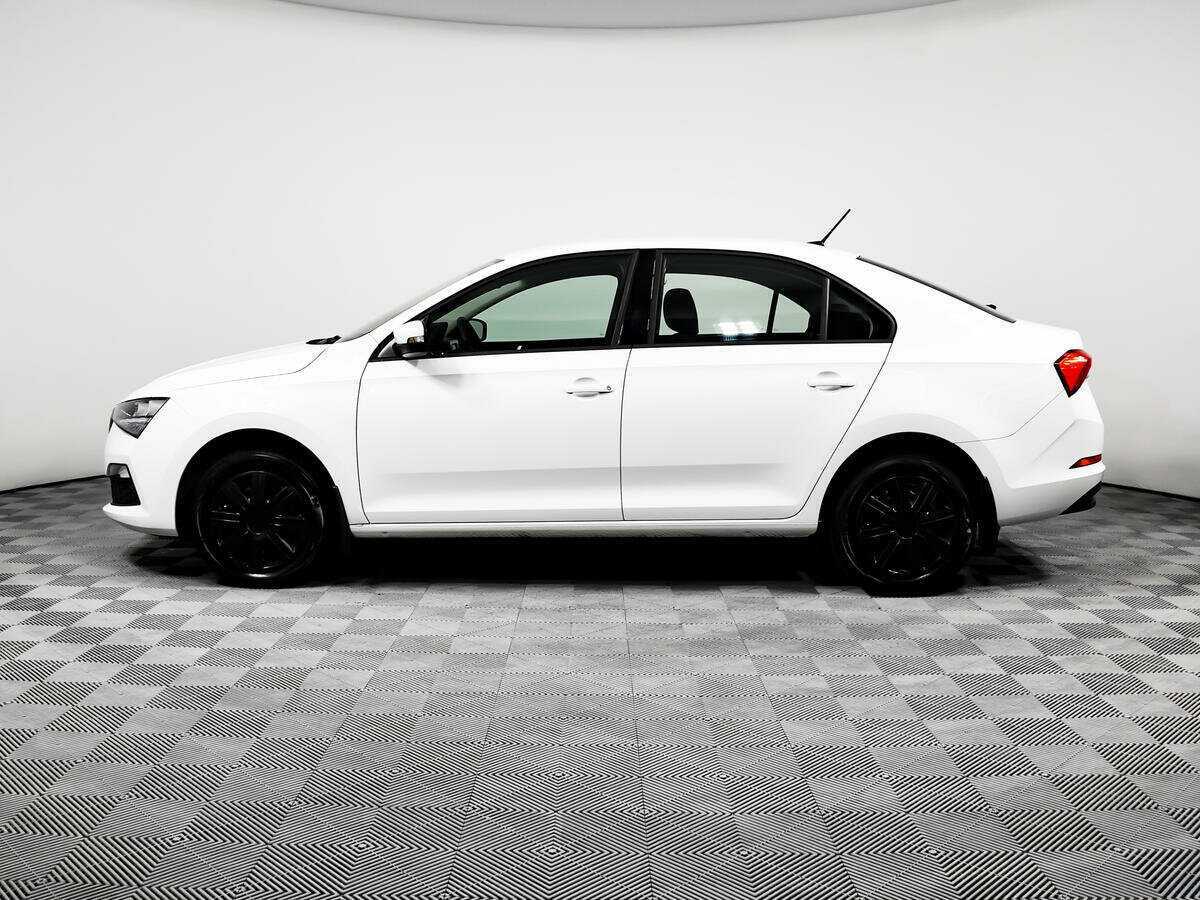 Skoda Rapid с пробегом — 2020 год. Фото: #7