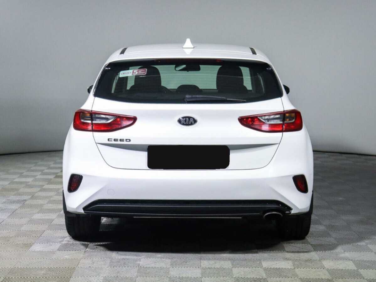 Kia Ceed с пробегом — 2018 год. Фото: #4