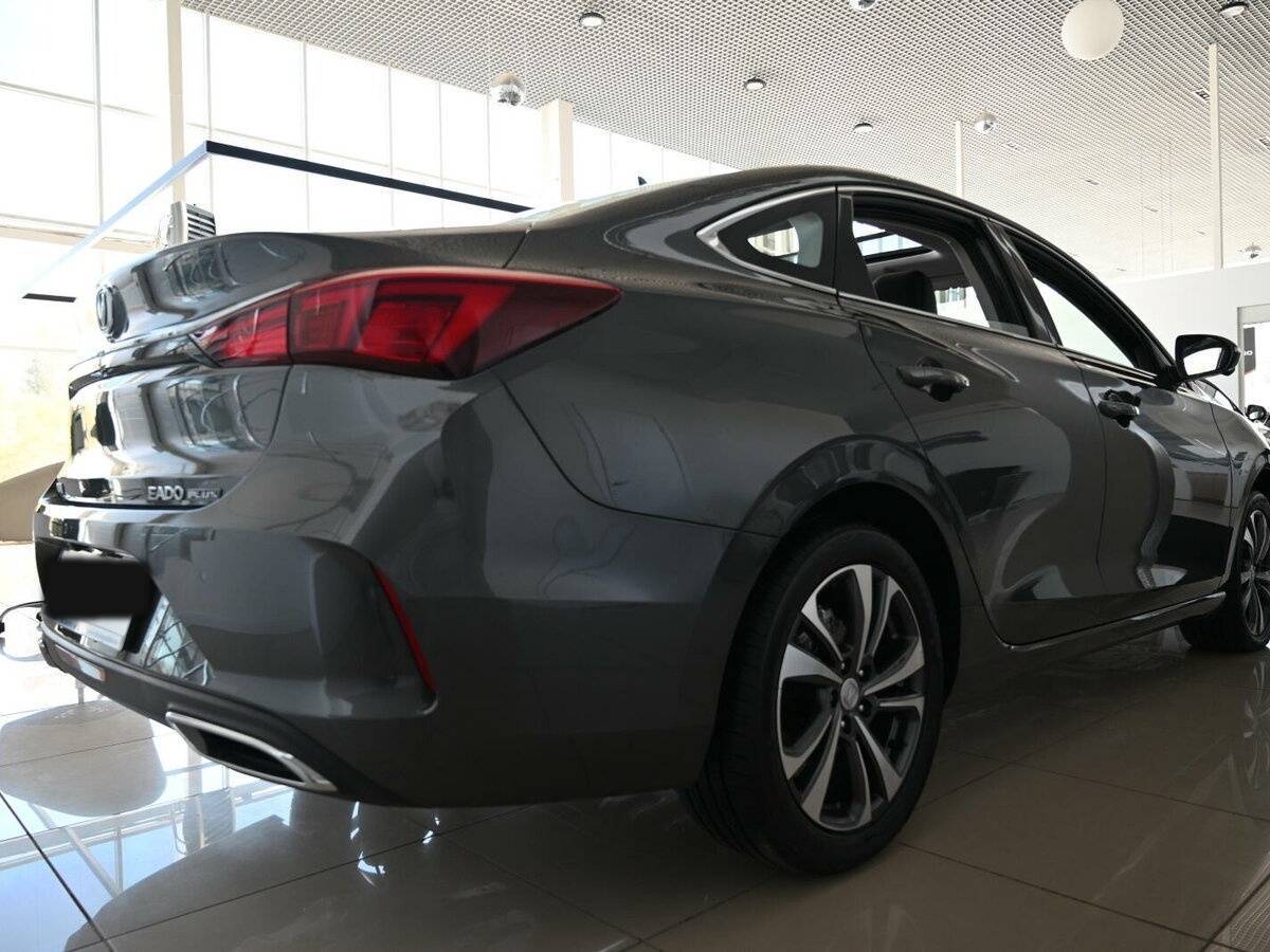 Changan Eado Plus с пробегом — 2024 год. Фото: #3