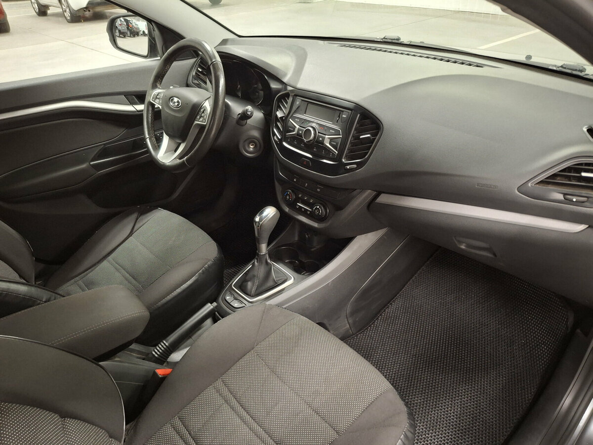 Lada (ВАЗ) Vesta с пробегом — 2021 год. Фото: #9