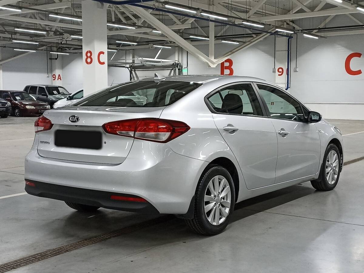 Kia Cerato с пробегом — 2018 год. Фото: #4