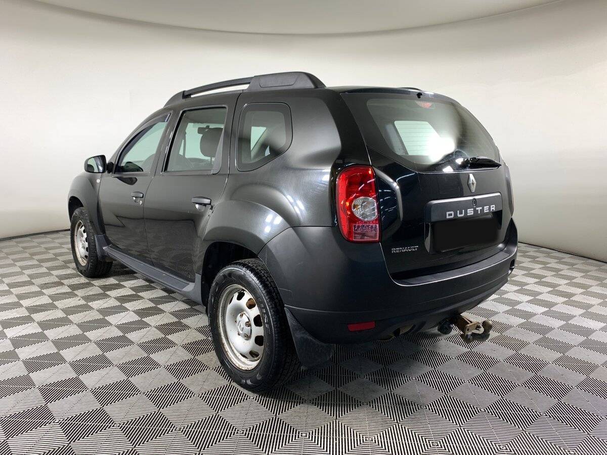 Renault Duster с пробегом — 2013 год. Фото: #6