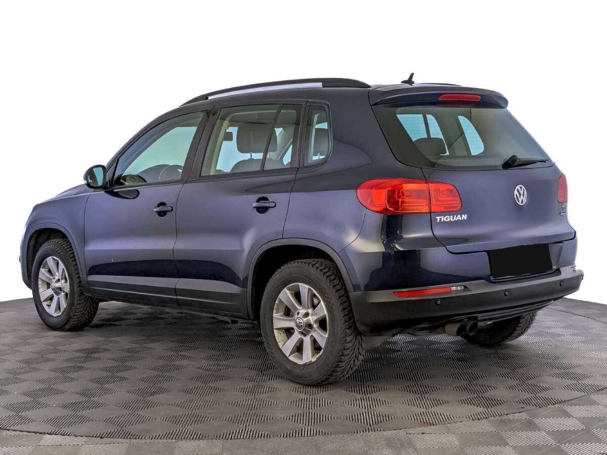 Volkswagen Tiguan с пробегом — 2015 год. Фото: #6