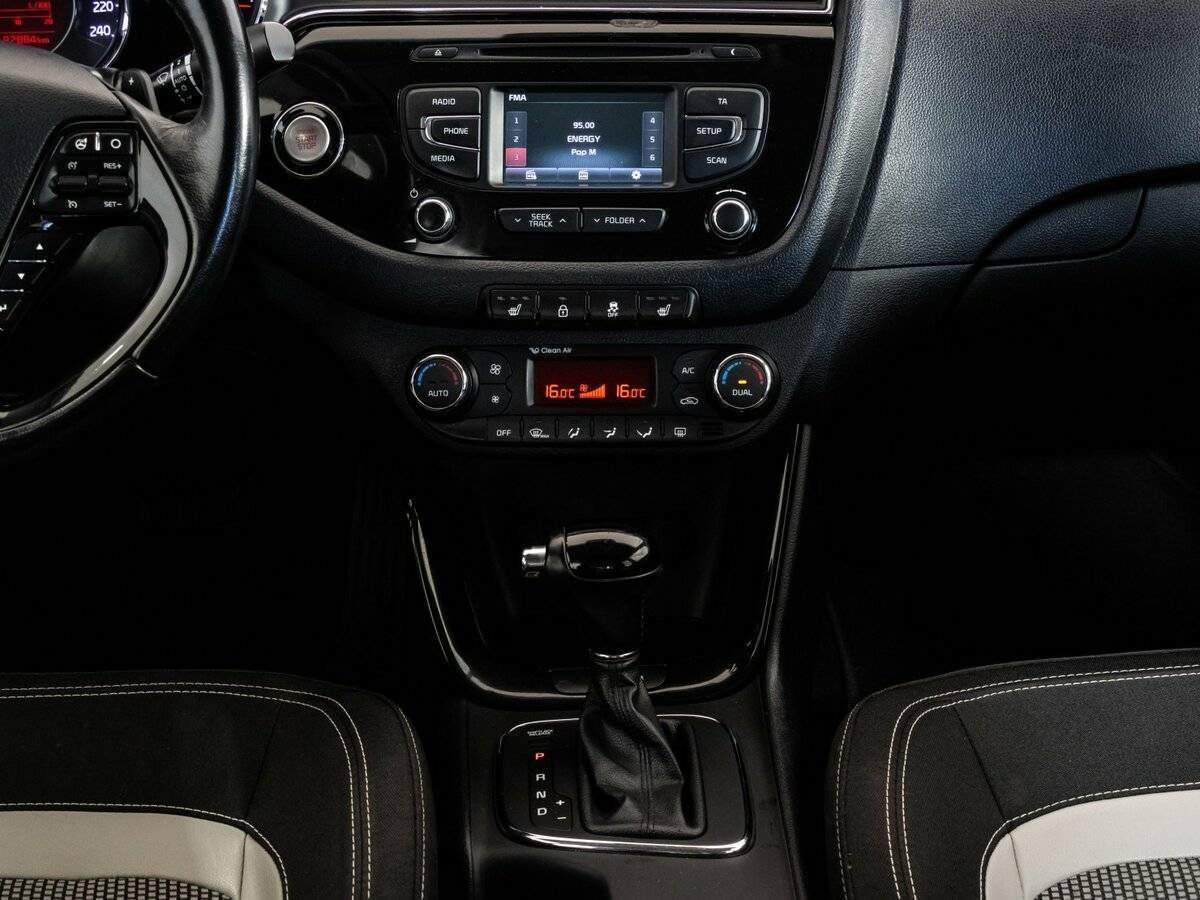 Kia Ceed с пробегом — 2015 год. Фото: #13