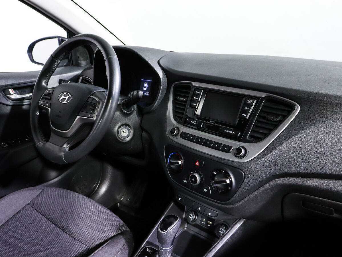 Hyundai Solaris с пробегом — 2018 год. Фото: #6