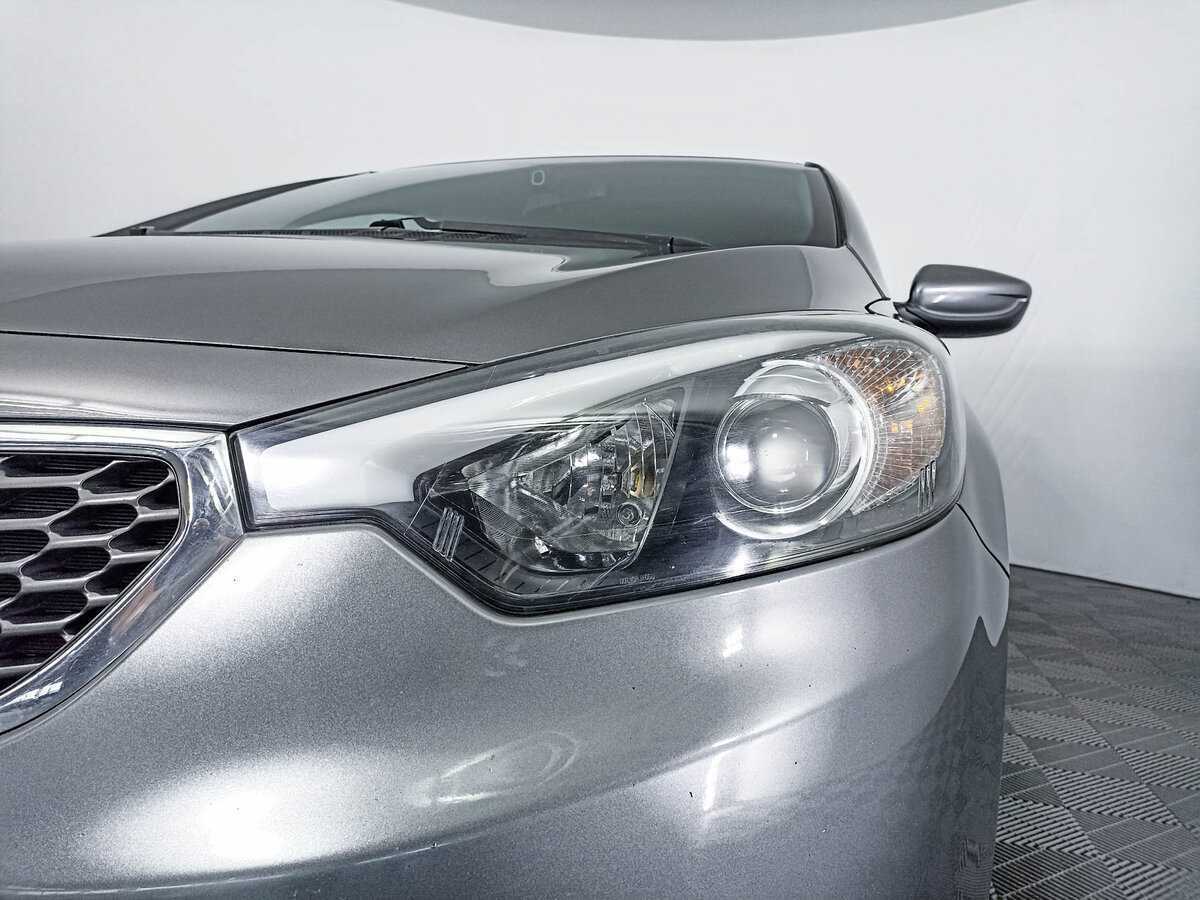 Kia Cerato с пробегом — 2014 год. Фото: #14