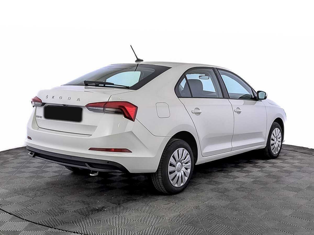 Skoda Rapid с пробегом — 2020 год. Фото: #4