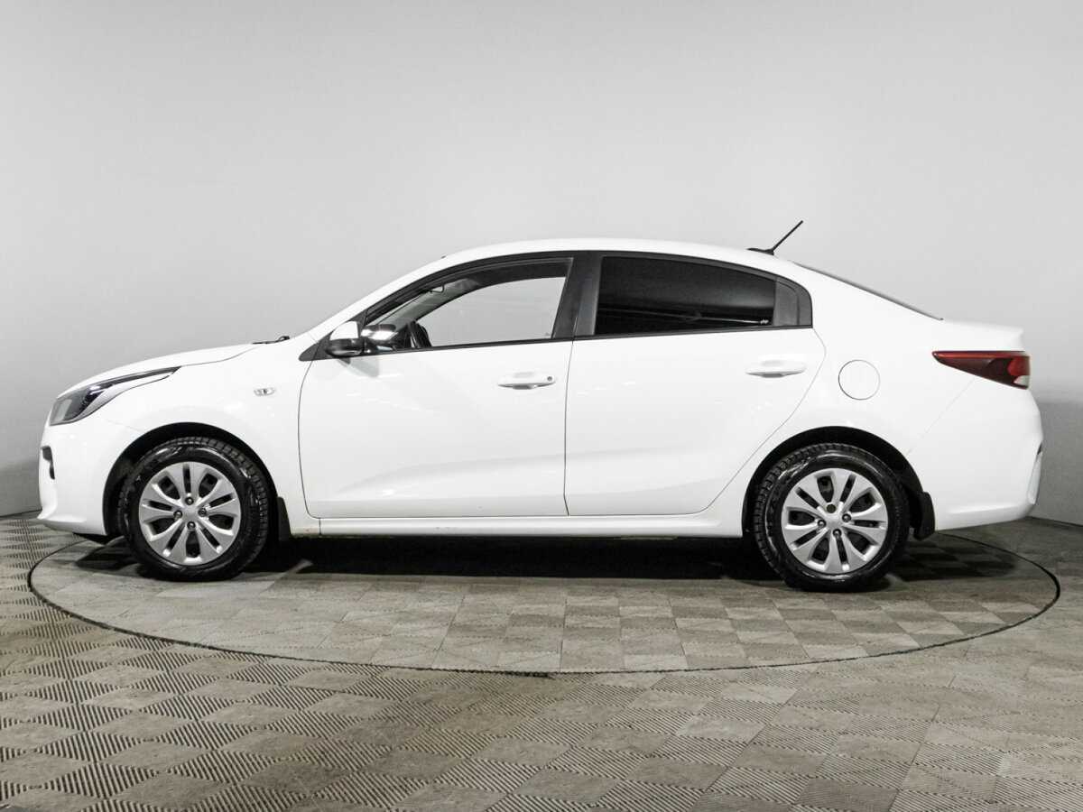 Kia Rio с пробегом — 2017 год. Фото: #7