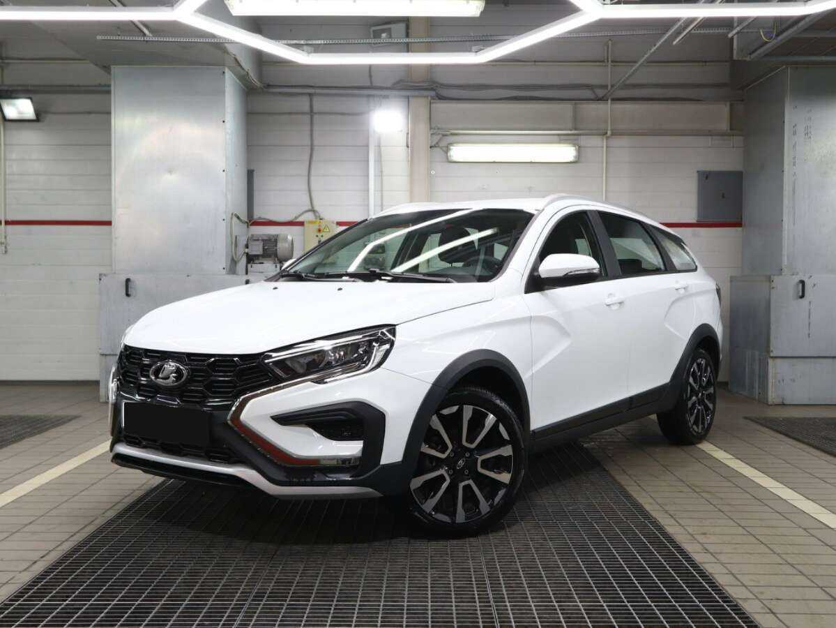 Lada (ВАЗ) Vesta с пробегом — 2023 год. Посмотреть фото