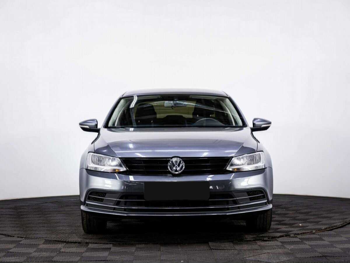 Volkswagen Jetta с пробегом — 2015 год. Фото: #1