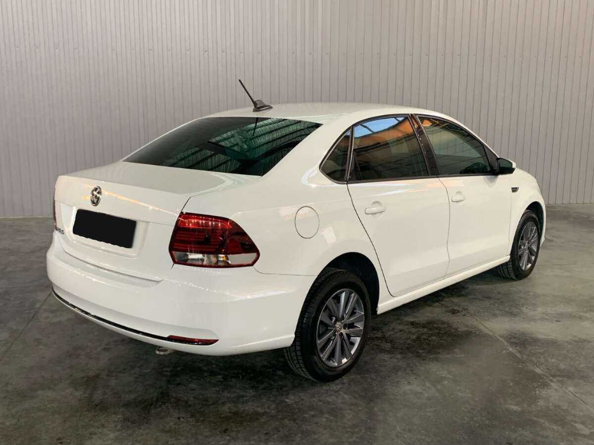 Volkswagen Polo с пробегом — 2019 год. Фото: #4
