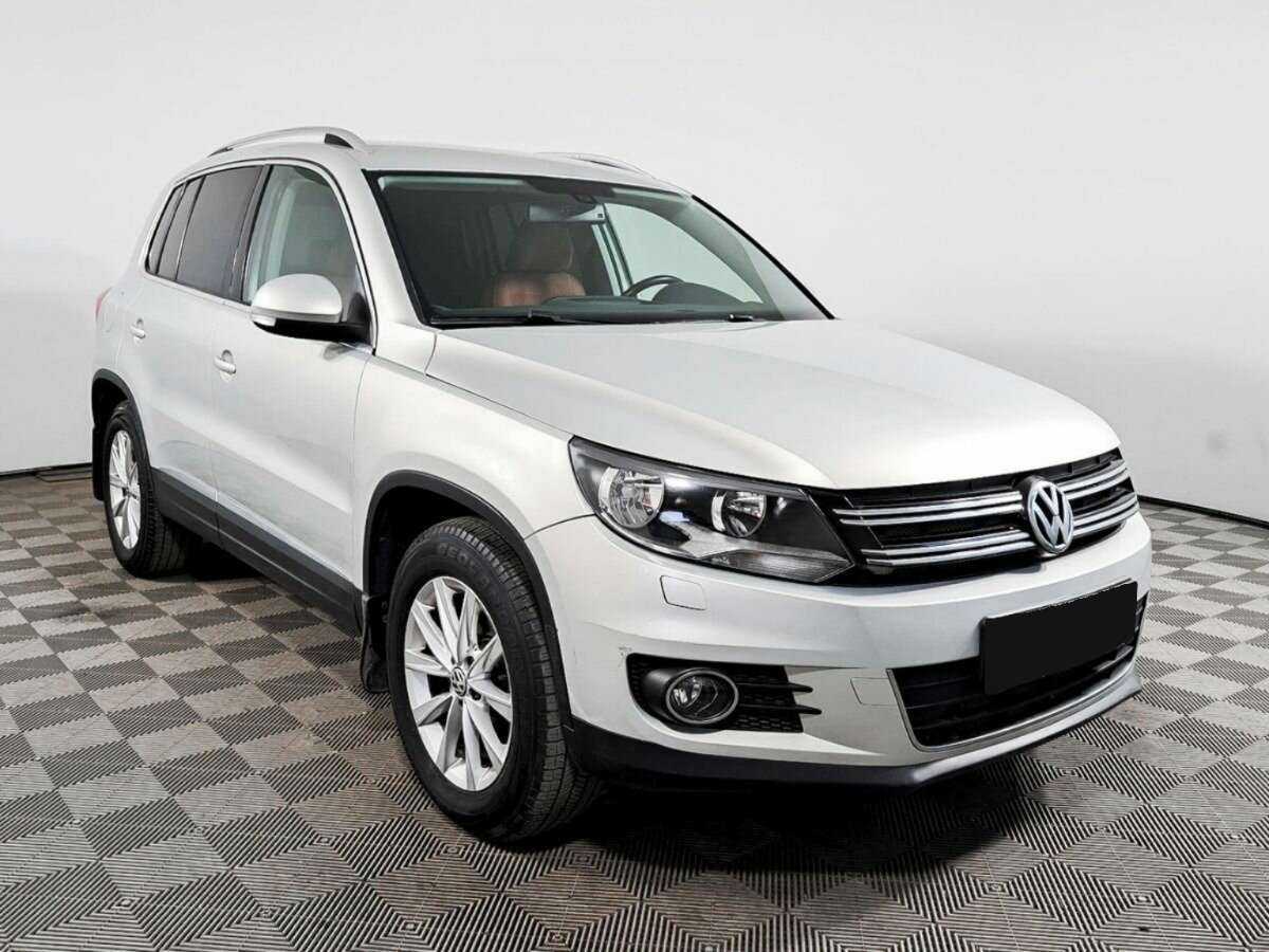 Volkswagen Tiguan с пробегом — 2012 год. Фото: #2