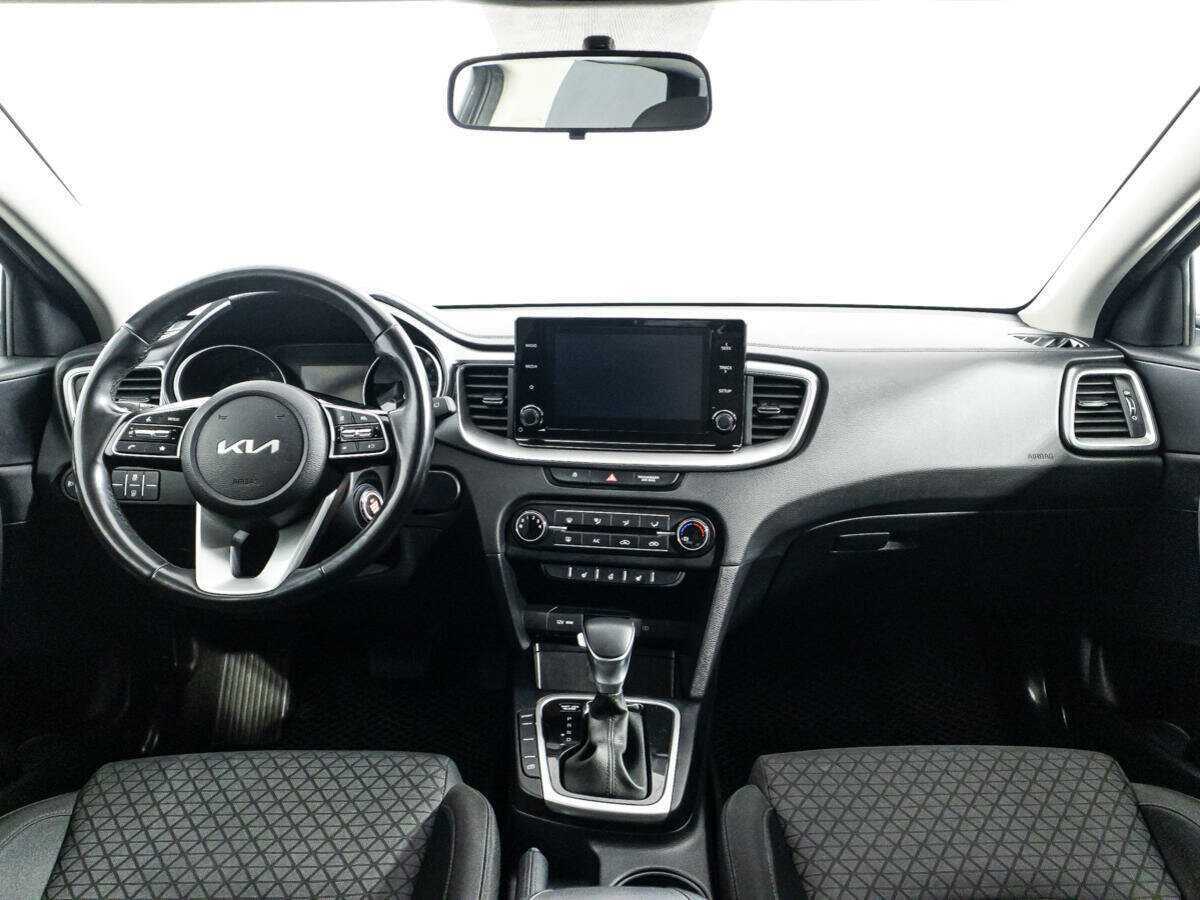 Kia Ceed с пробегом — 2022 год. Фото: #12