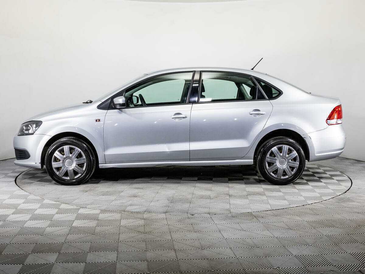 Volkswagen Polo с пробегом — 2014 год. Фото: #7