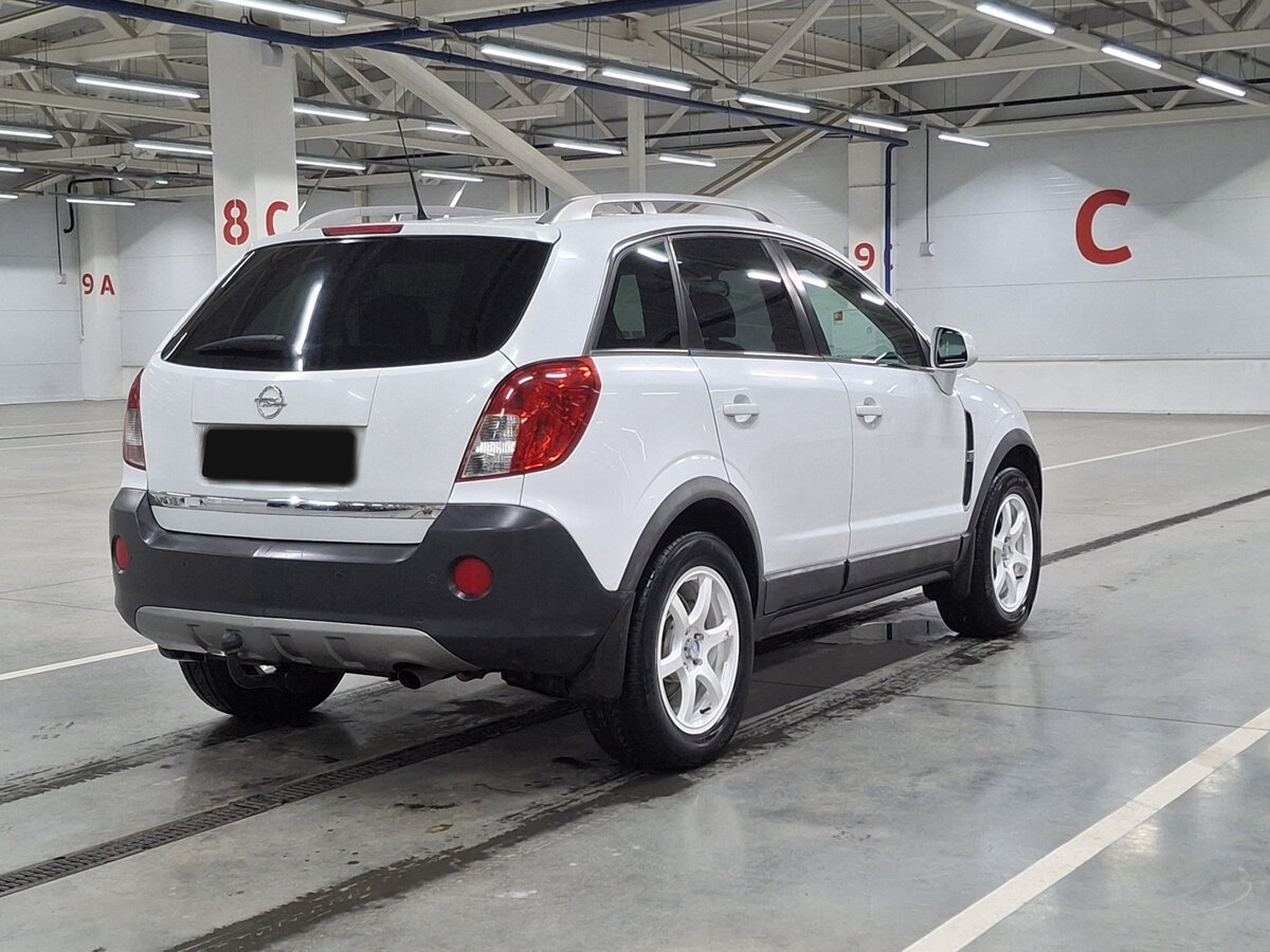 Opel Antara с пробегом — 2013 год. Фото: #4