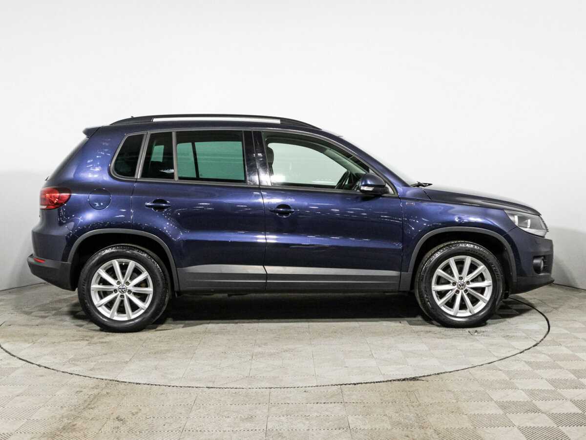 Volkswagen Tiguan с пробегом — 2015 год. Фото: #3