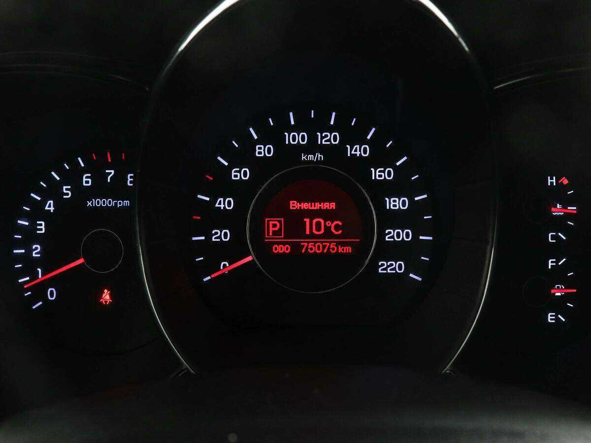Kia Rio с пробегом — 2014 год. Фото: #10