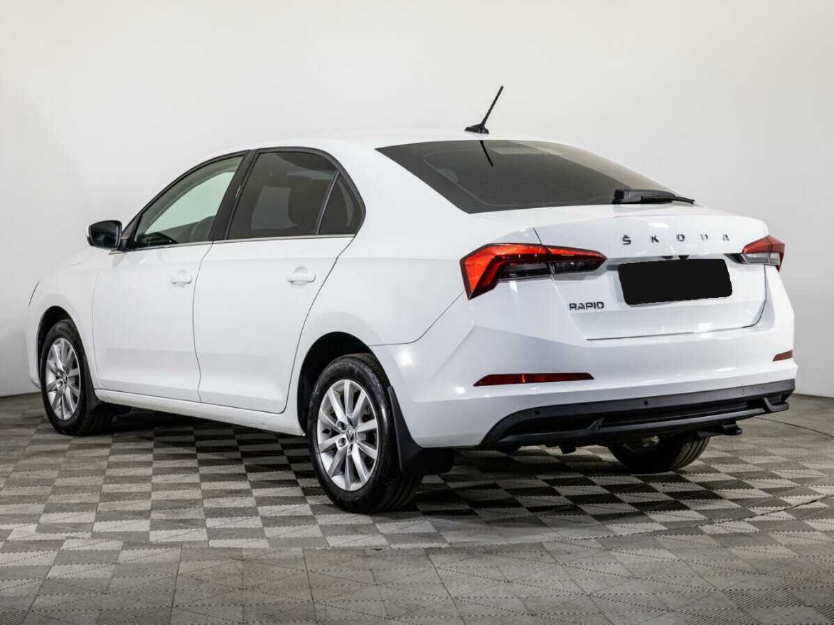 Skoda Rapid с пробегом — 2020 год. Фото: #6