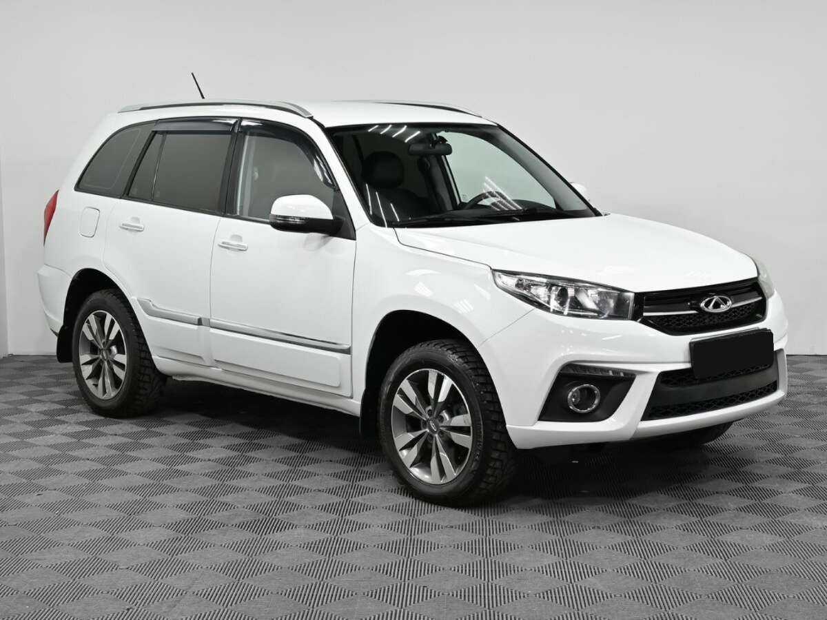 Chery Tiggo 3 с пробегом — 2017 год. Фото: #2