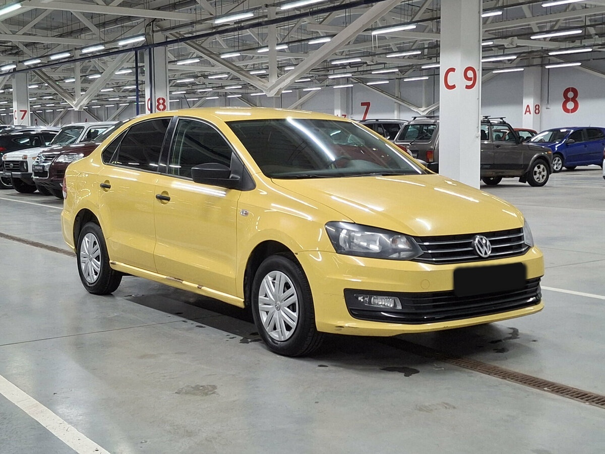 Volkswagen Polo с пробегом — 2017 год. Фото: #2