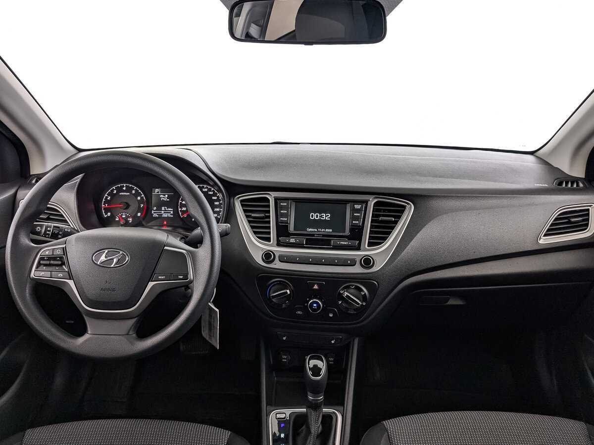 Hyundai Solaris с пробегом — 2022 год. Фото: #9