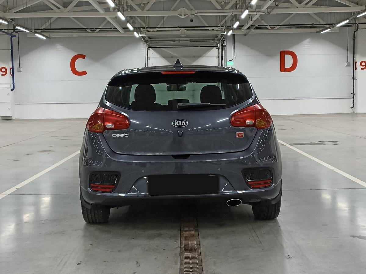 Kia Ceed с пробегом — 2017 год. Фото: #5