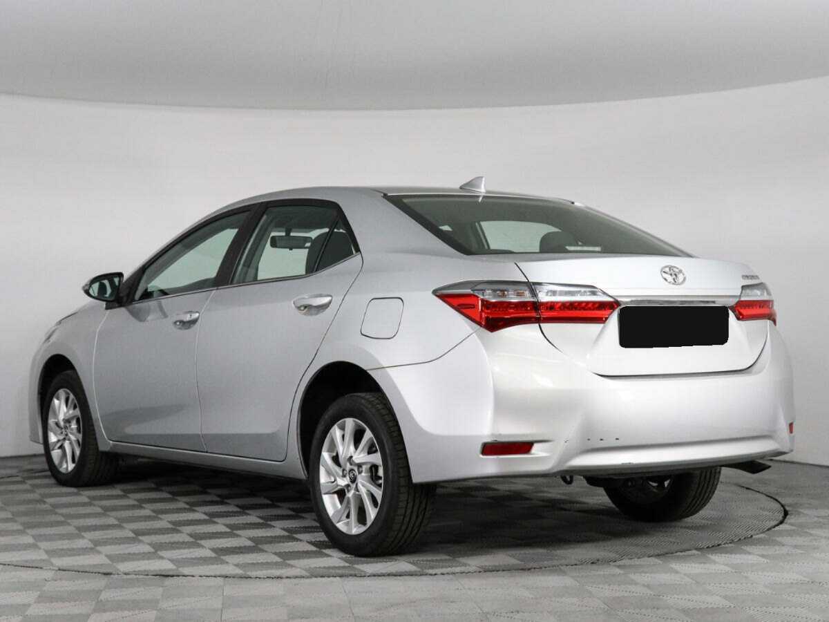 Toyota Corolla с пробегом — 2017 год. Фото: #6