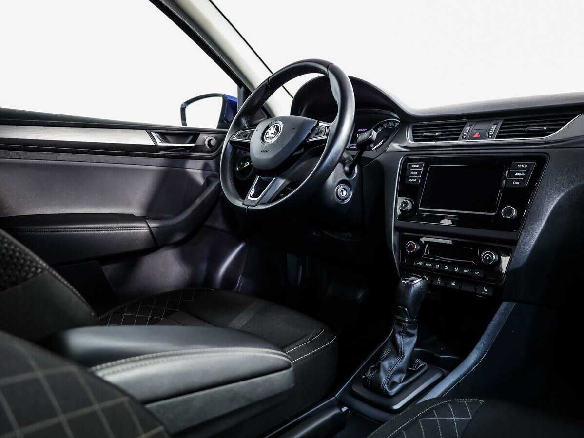 Skoda Rapid с пробегом — 2018 год. Фото: #7
