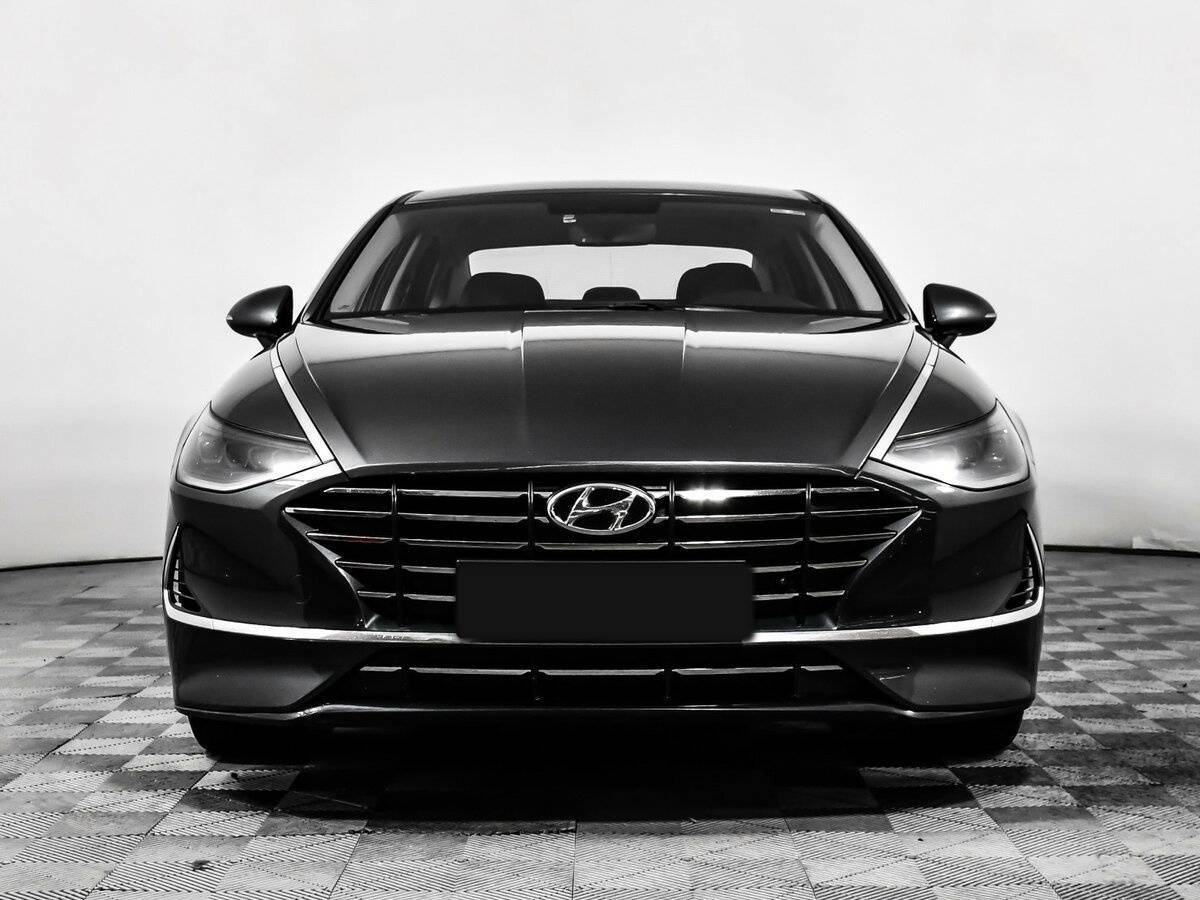 Hyundai Sonata с пробегом — 2019 год. Фото: #1
