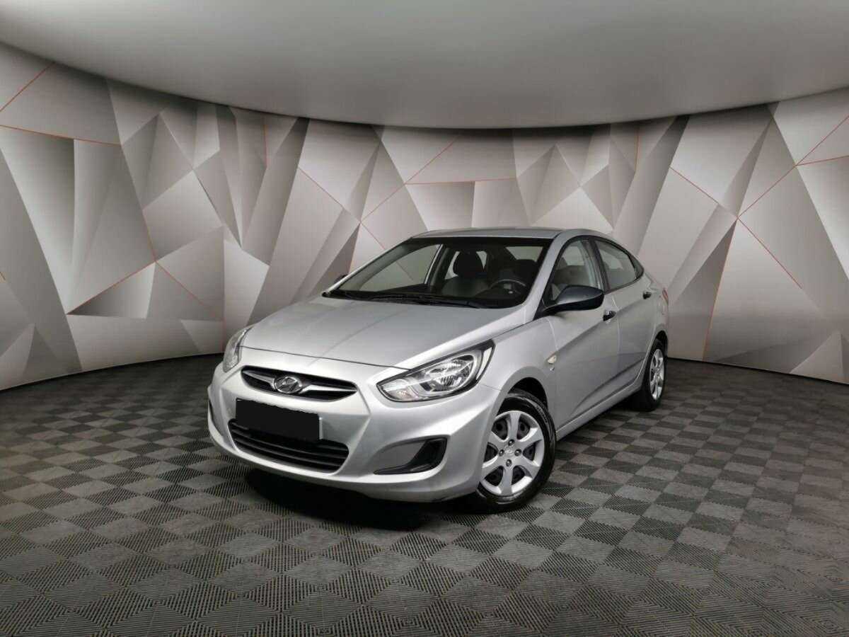 Hyundai Solaris с пробегом — 2014 год. Фото: #0