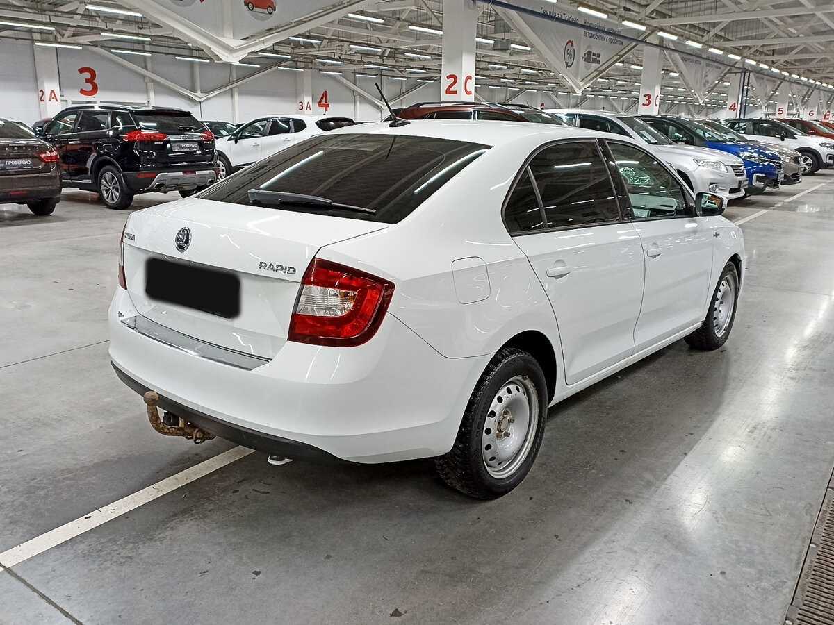 Skoda Rapid с пробегом — 2019 год. Фото: #4