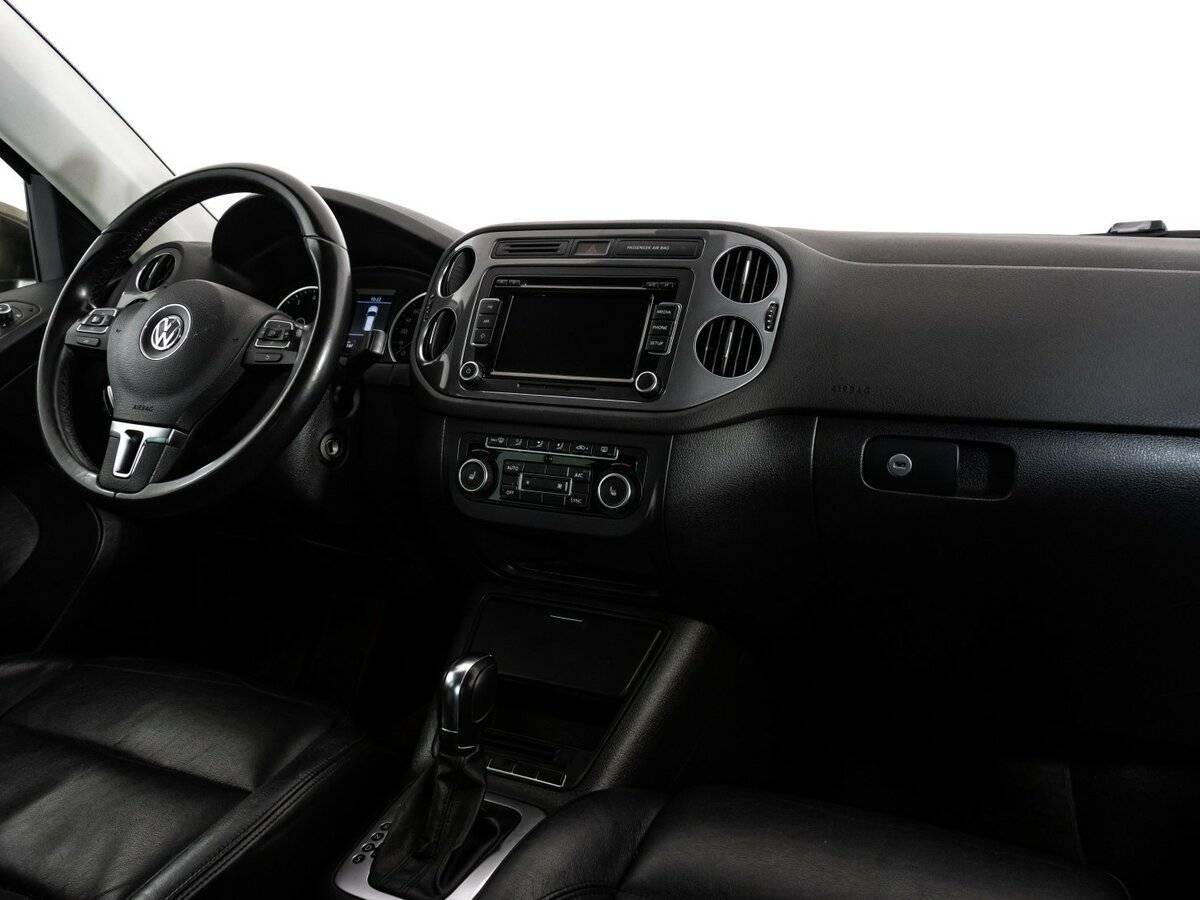 Volkswagen Tiguan с пробегом — 2014 год. Фото: #8