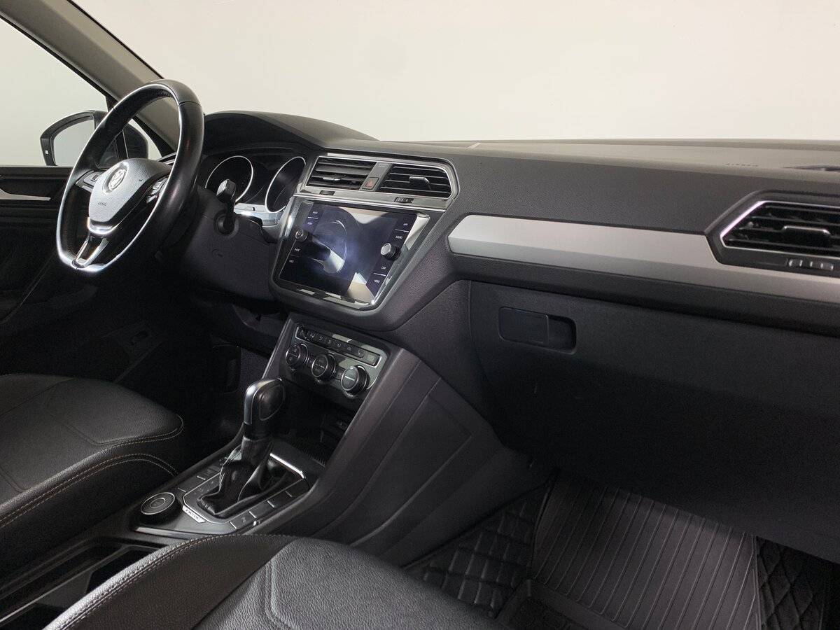Volkswagen Tiguan с пробегом — 2019 год. Фото: #12