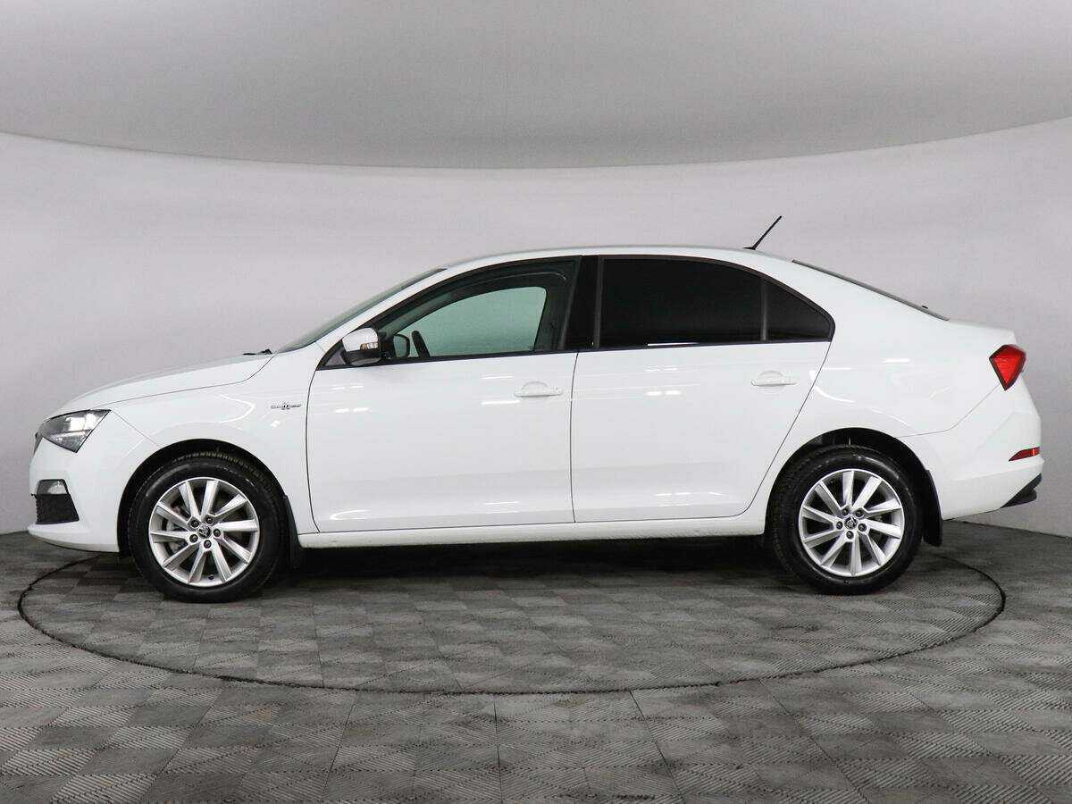 Skoda Rapid с пробегом — 2022 год. Фото: #6