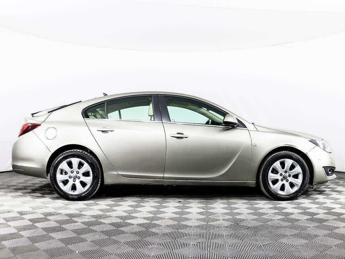 Opel Insignia с пробегом — 2014 год. Фото: #3