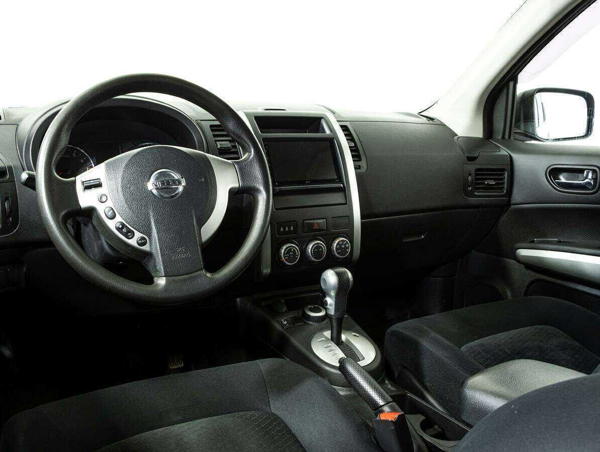Nissan X-Trail с пробегом — 2012 год. Фото: #10