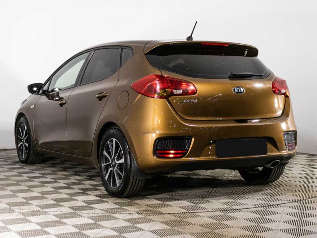 Kia Ceed с пробегом — 2016 год. Фото: #6