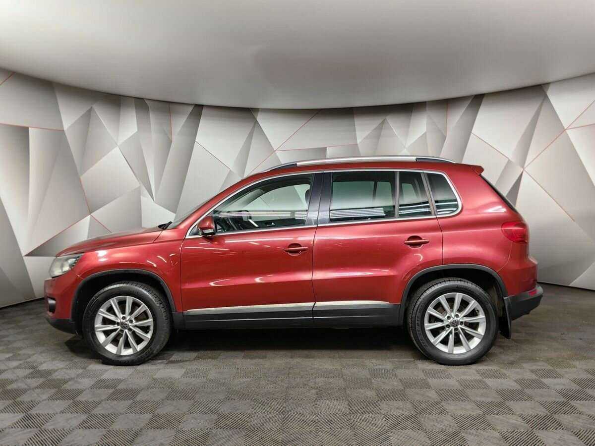 Volkswagen Tiguan с пробегом — 2012 год. Фото: #4