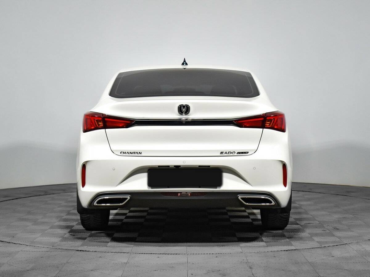 Changan Eado Plus с пробегом — 2023 год. Фото: #4