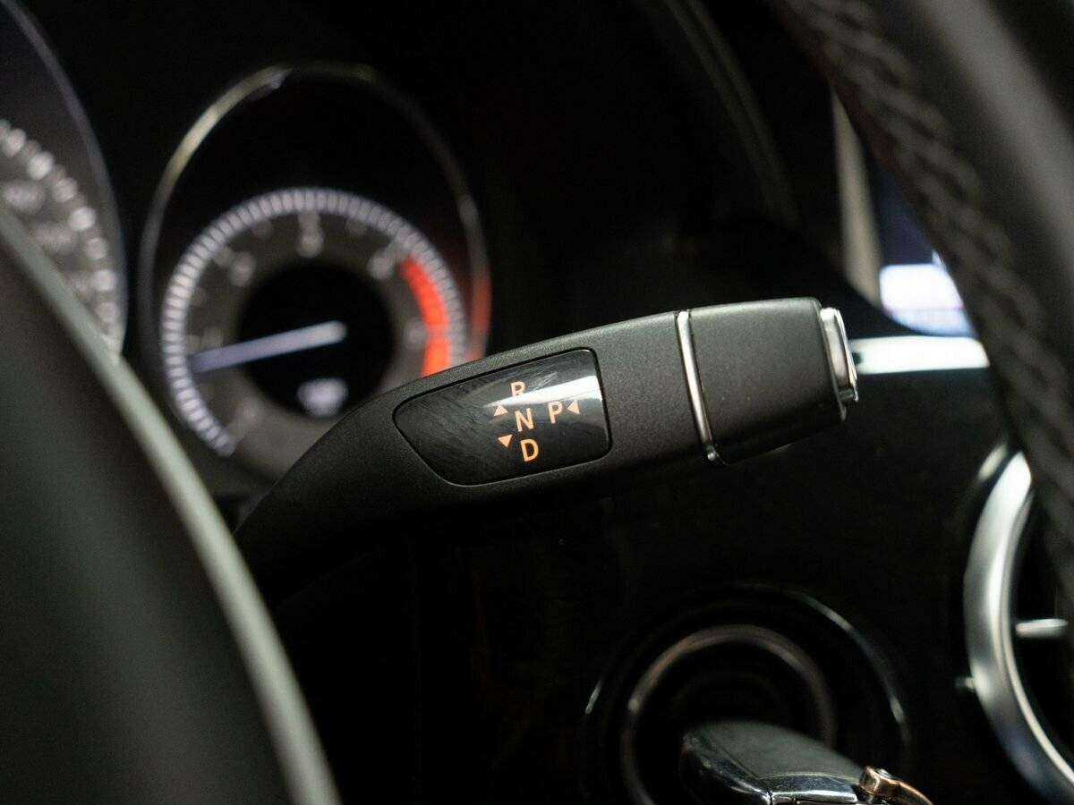 Mercedes-Benz GLK-Класс с пробегом — 2013 год. Фото: #11