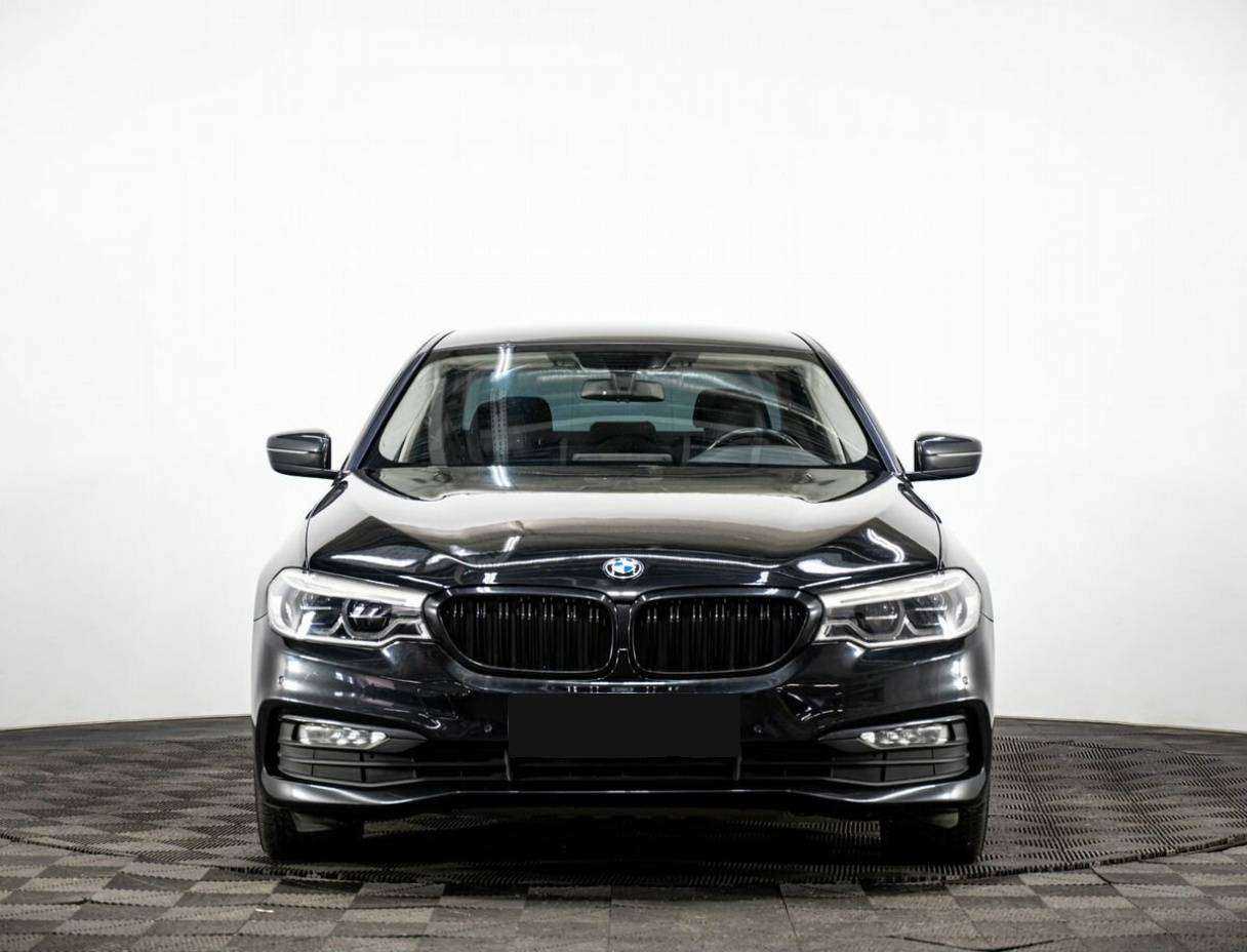 BMW 5 серии с пробегом — 2017 год. Фото: #1