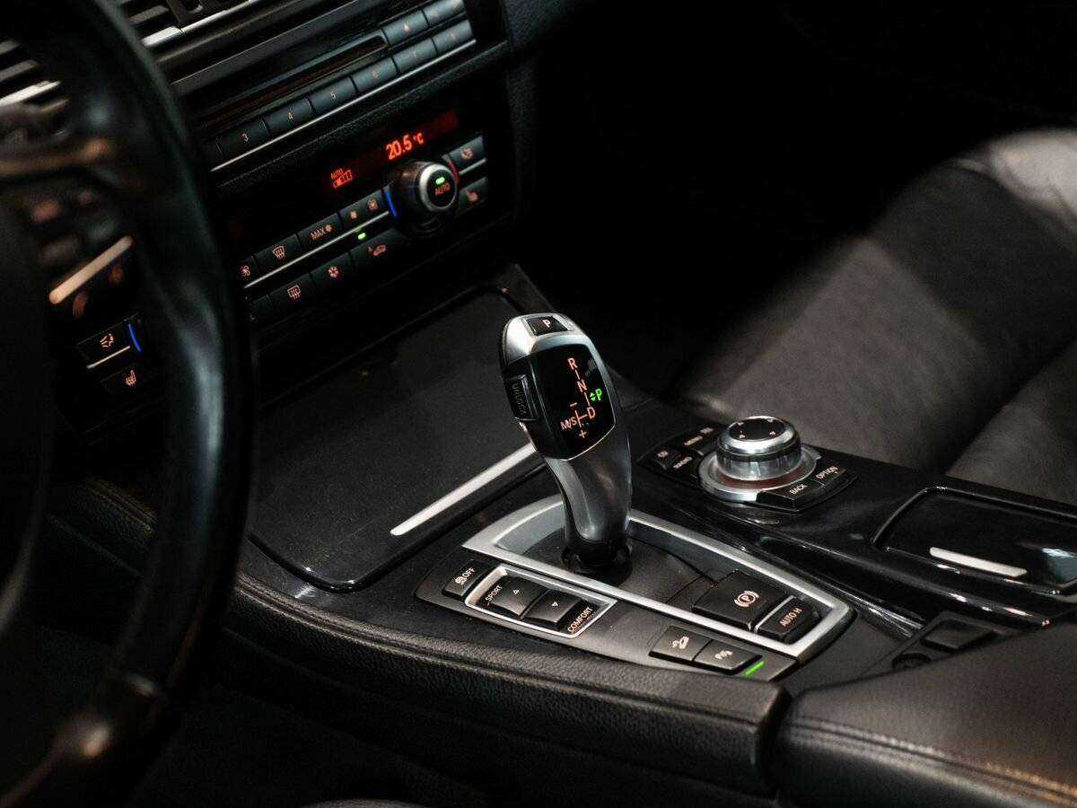 BMW 5 серии с пробегом — 2012 год. Фото: #12