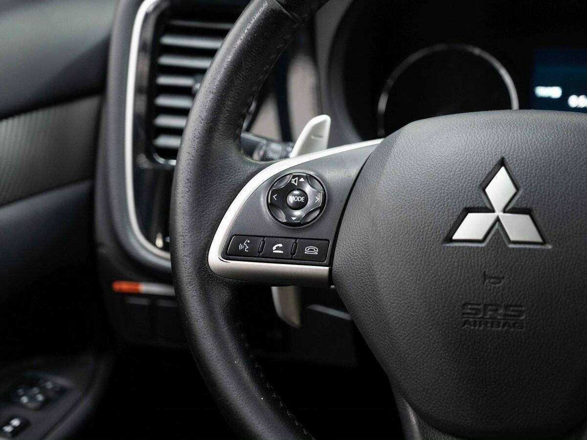 Mitsubishi Outlander с пробегом — 2013 год. Фото: #14