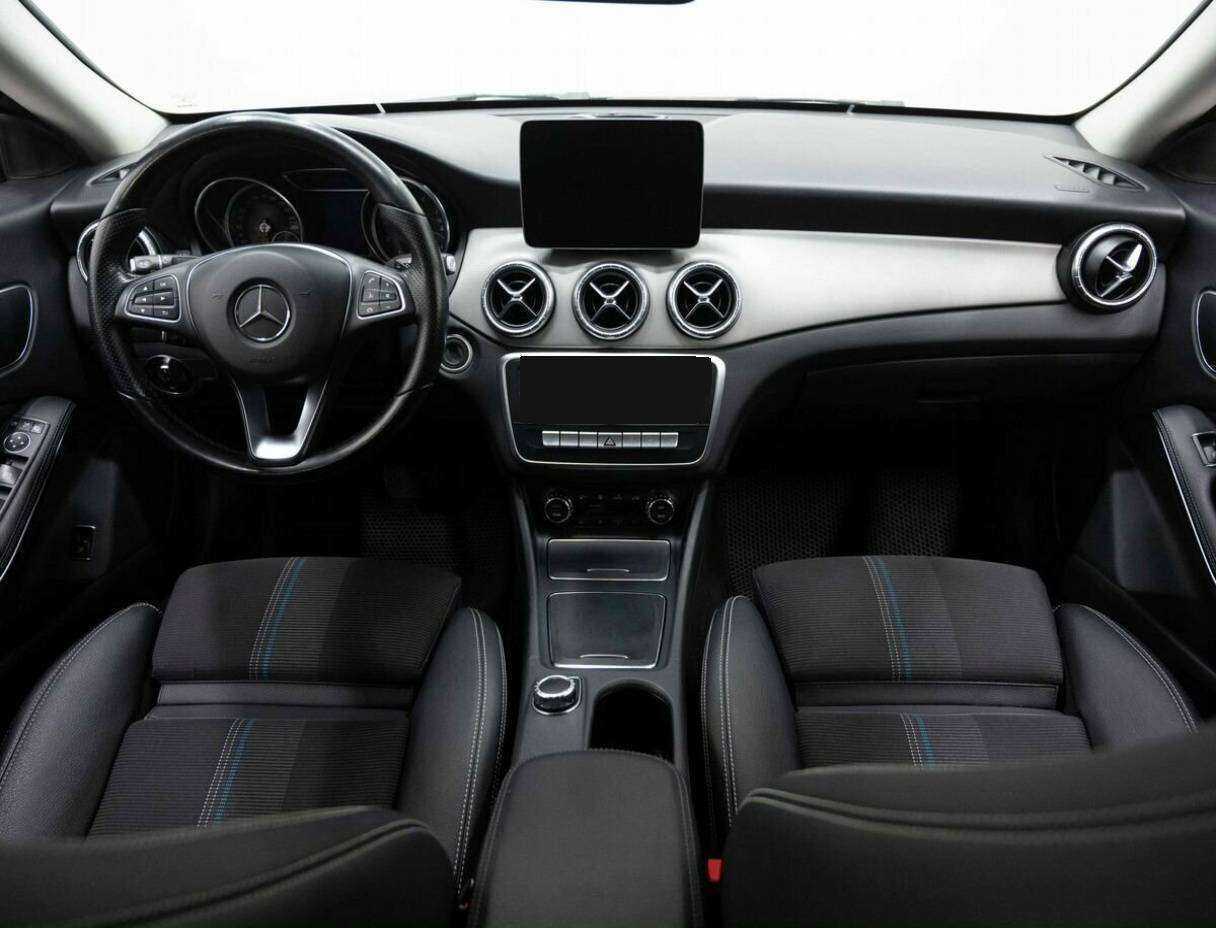 Mercedes-Benz CLA с пробегом — 2018 год. Фото: #12