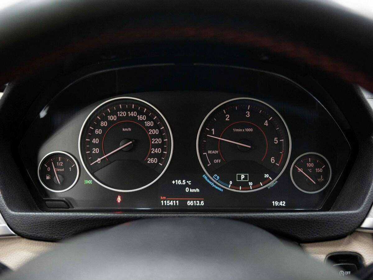 BMW 3 серии с пробегом — 2018 год. Фото: #16