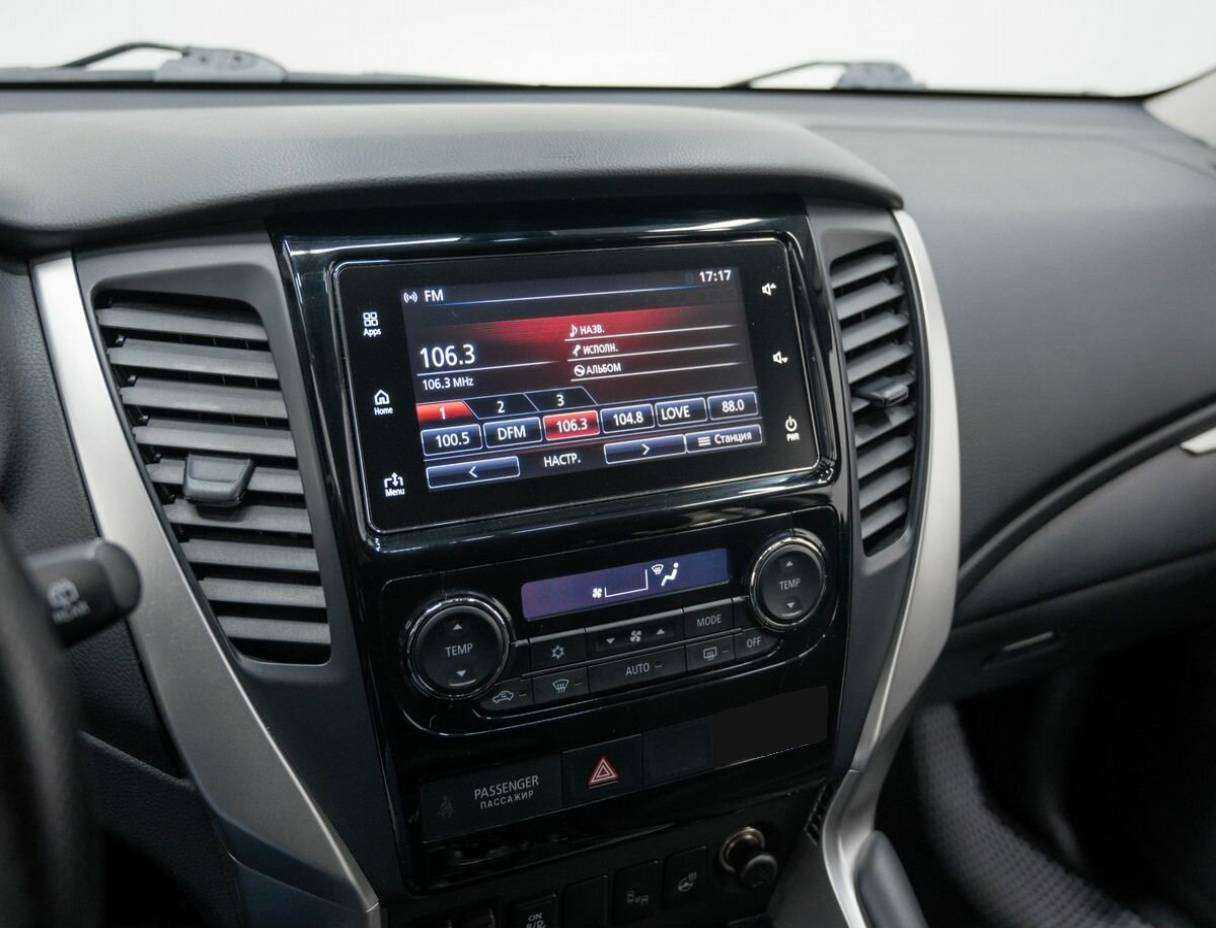 Mitsubishi Pajero Sport с пробегом — 2018 год. Фото: #18