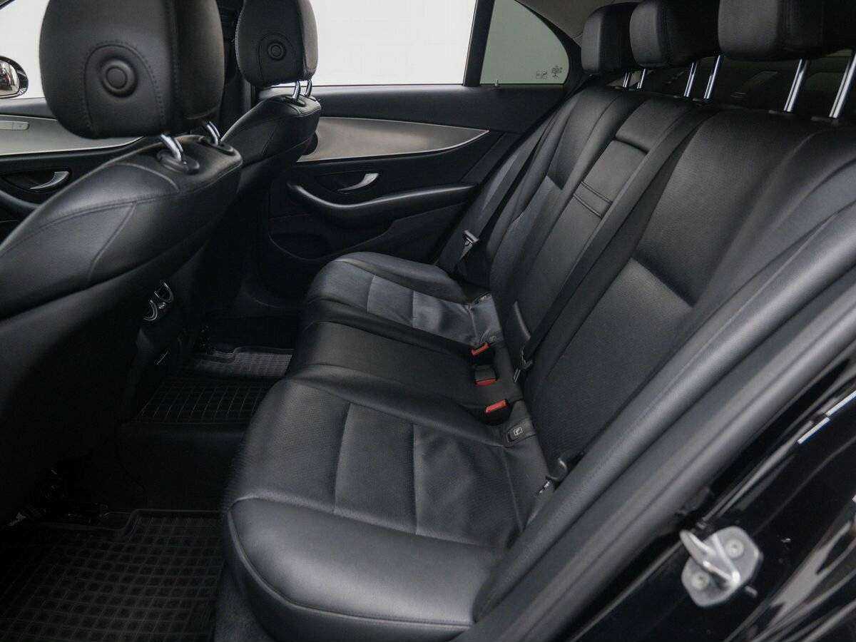 Mercedes-Benz E-Класс с пробегом — 2017 год. Фото: #11