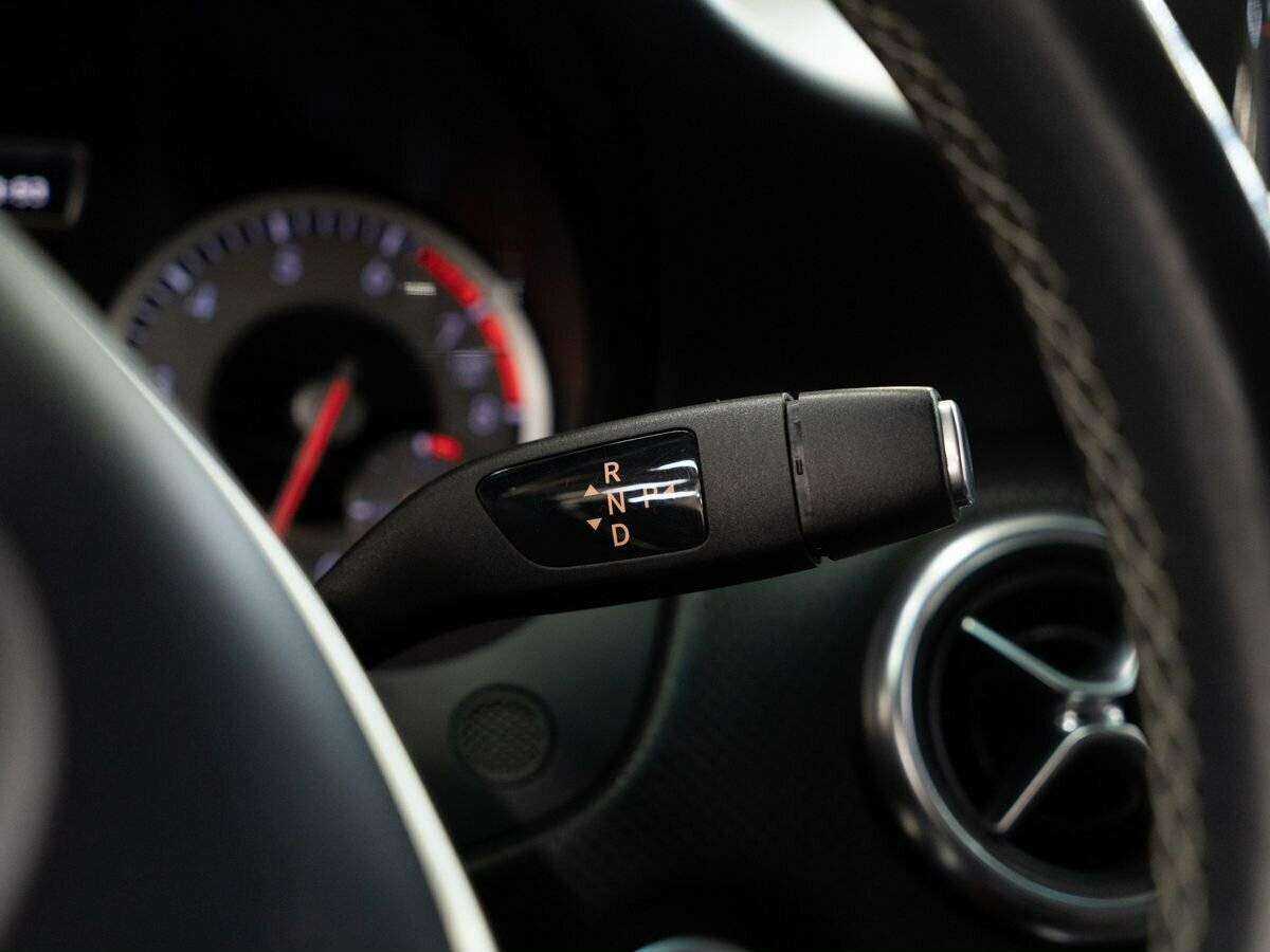 Mercedes-Benz A-Класс с пробегом — 2013 год. Фото: #11