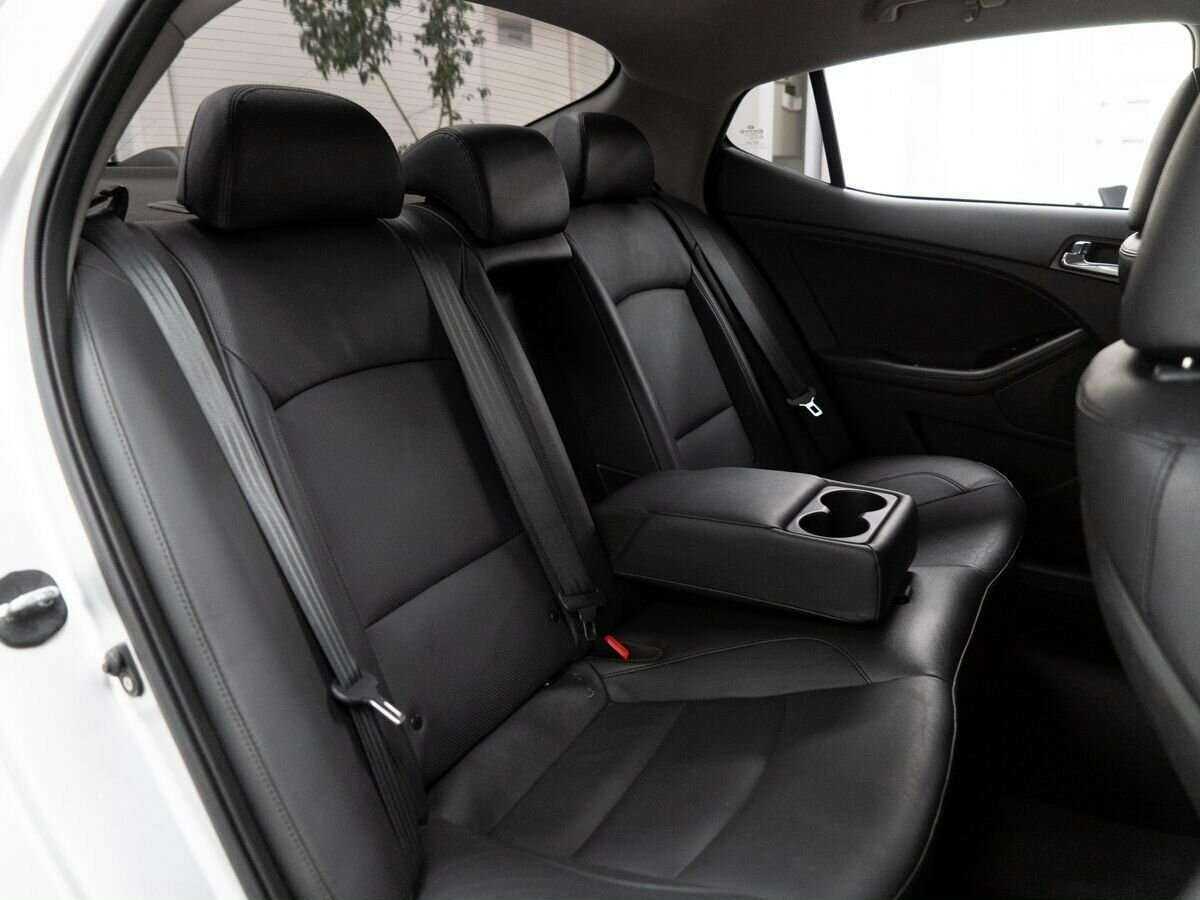 Kia Optima с пробегом — 2014 год. Фото: #7